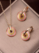 Fashionable Round Set